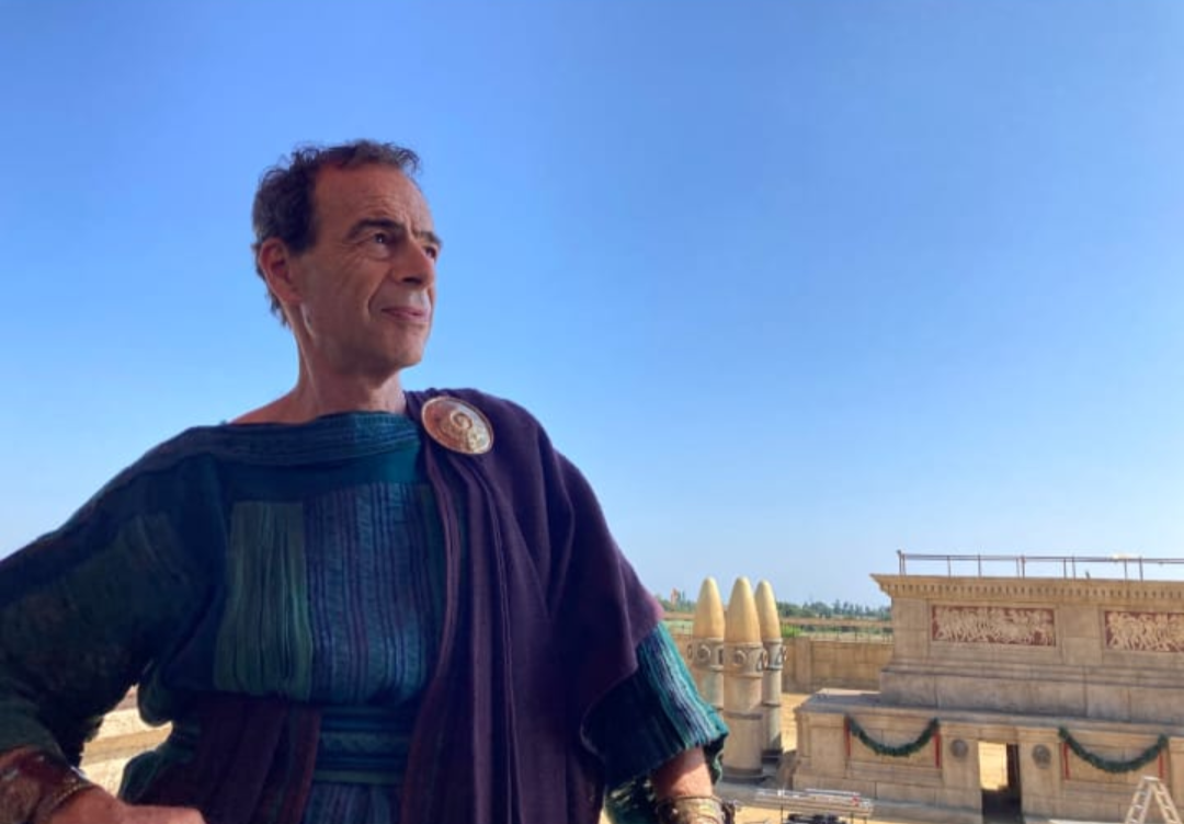 Marco Gambino interpreta Supulcius sul set di Those about to die